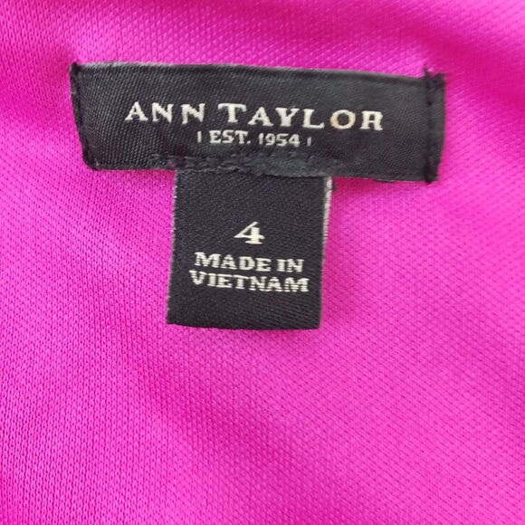 Ann Taylor Side Ruched Drape Neck Dress Size 4 - Picture 3 of 6